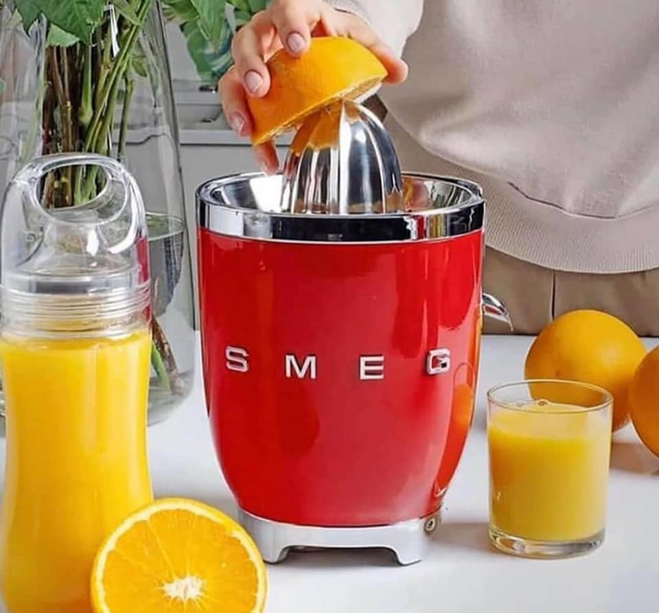 Máy vắt cam SMEG CJF11RDEU màu đỏ