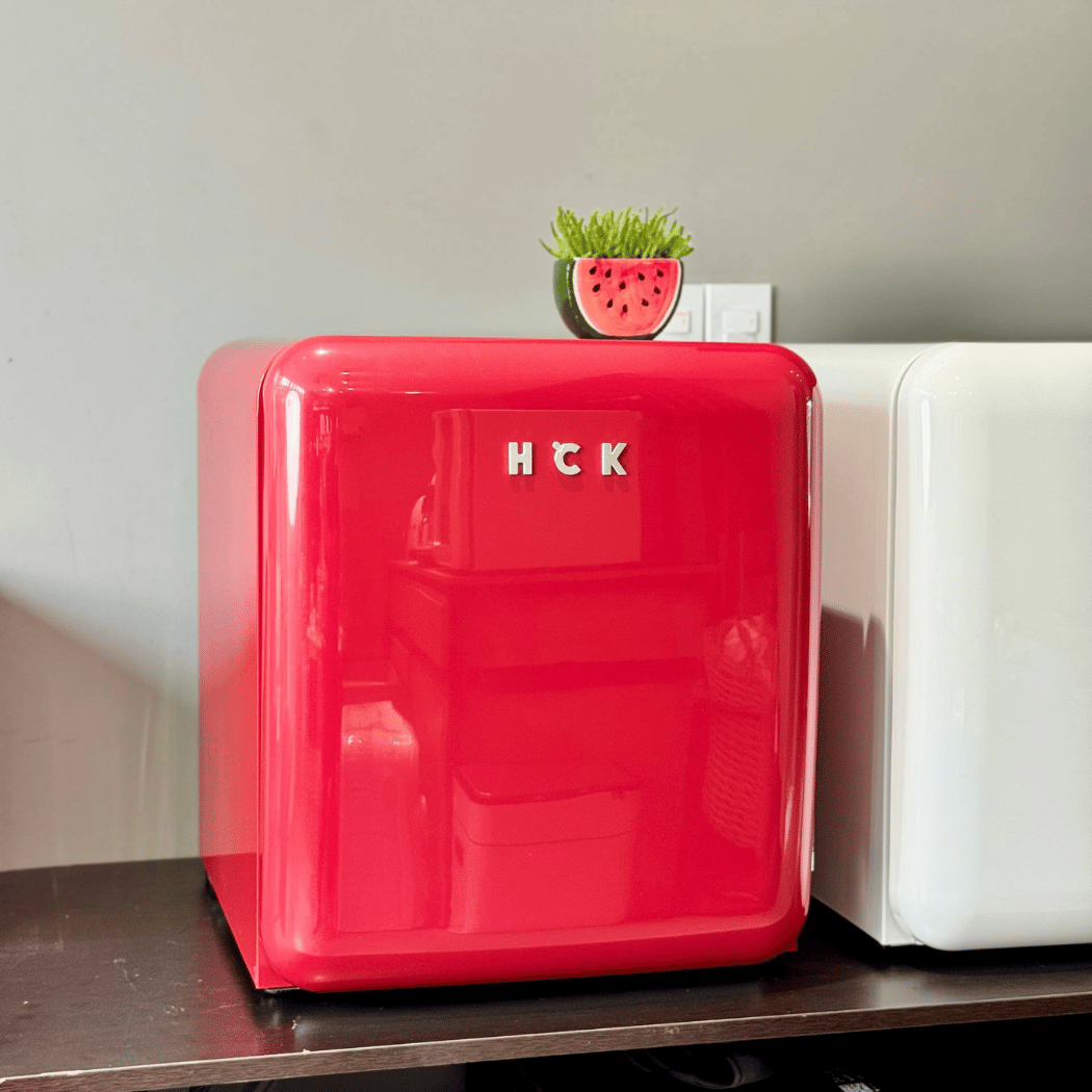 Tủ lạnh mini retro HCK BC-46R 48L màu đỏ cánh kín