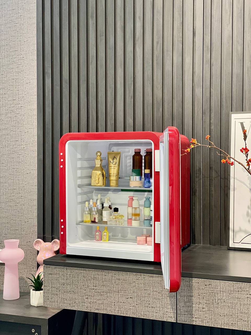 Tủ lạnh mini retro HCK BC-46R 48L màu đỏ cánh kín