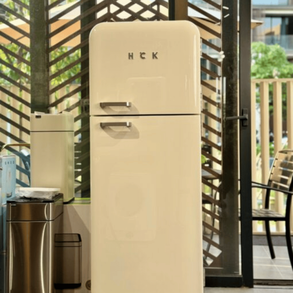 Tủ lạnh retro HCK BCD-192R-S màu kem dung tích 192L 2 ngăn (lạnh 143L, đông 49L)