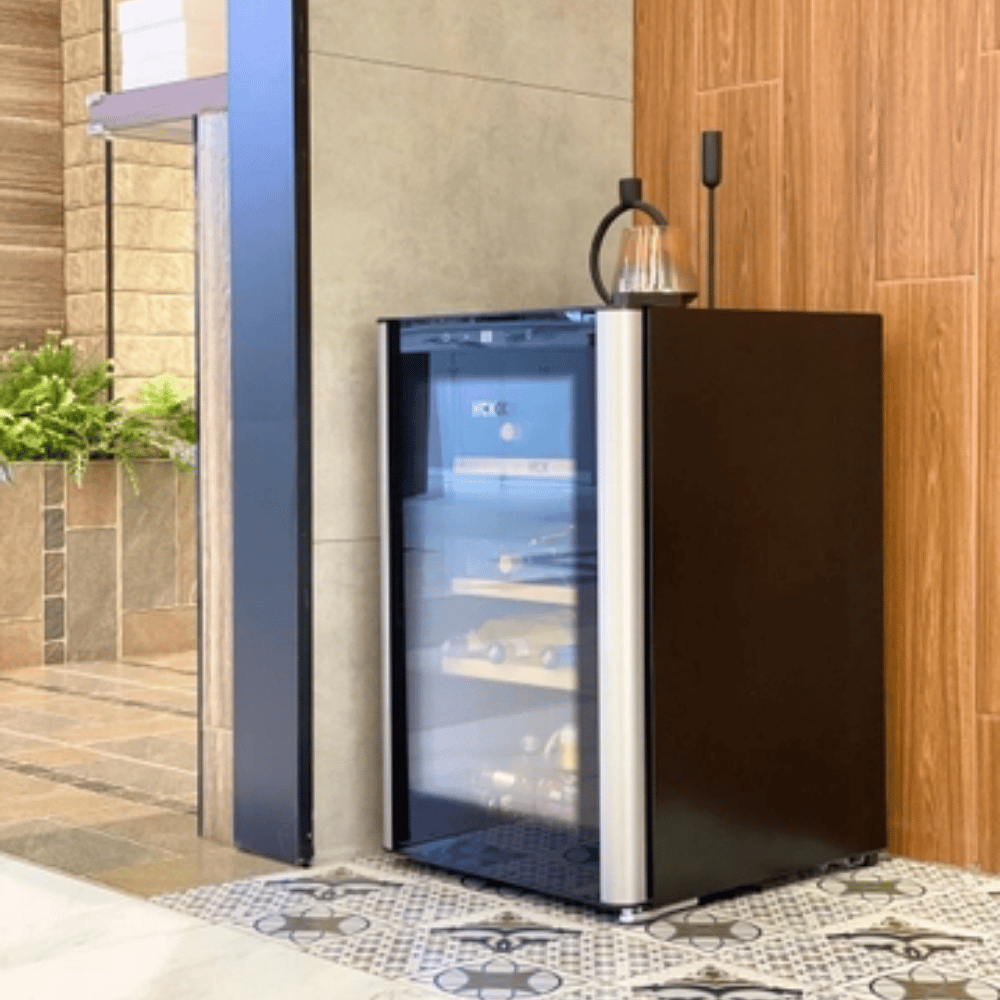 Tủ rượu HCK 70L SC-70-E màu đen mặt kính - 22 chai