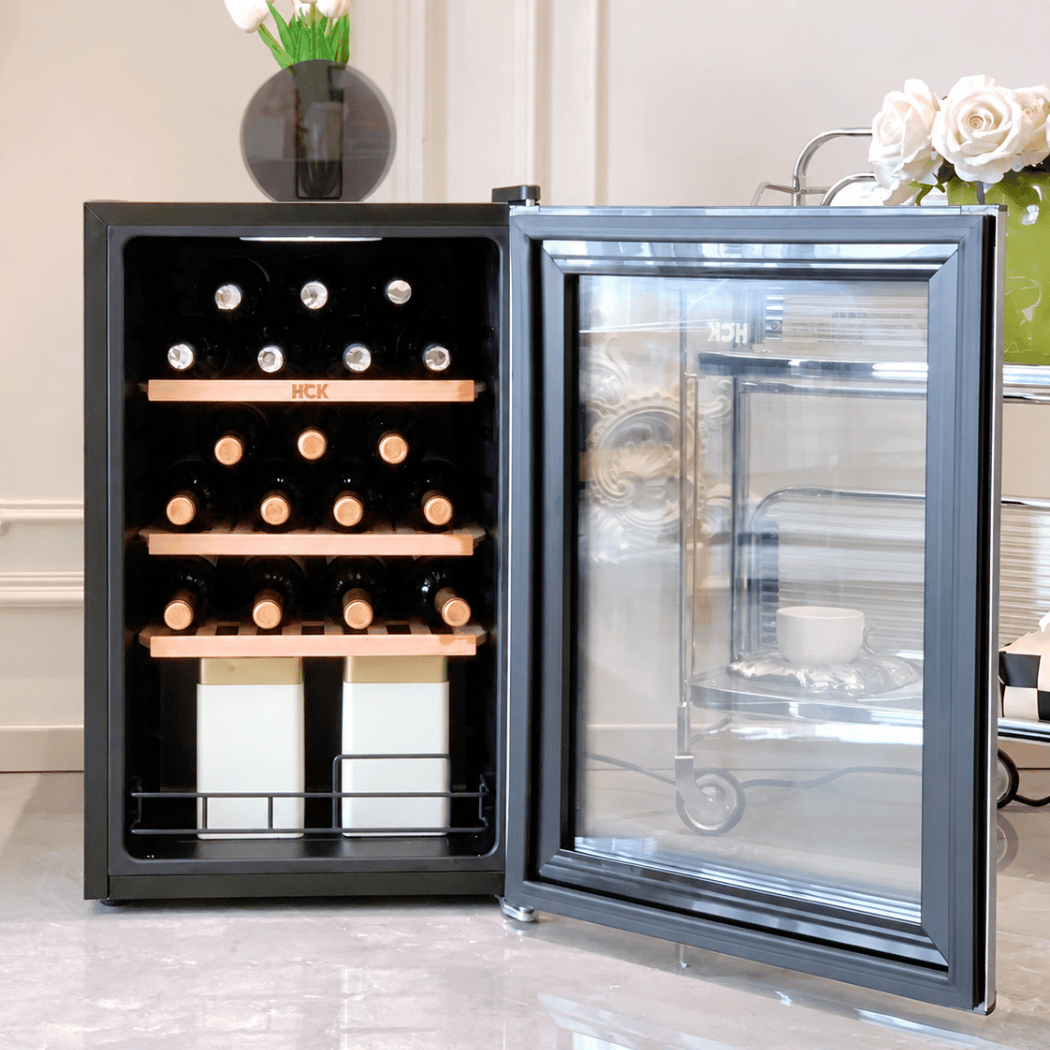 Tủ rượu HCK 70L màu đen mặt kính - 22 chai