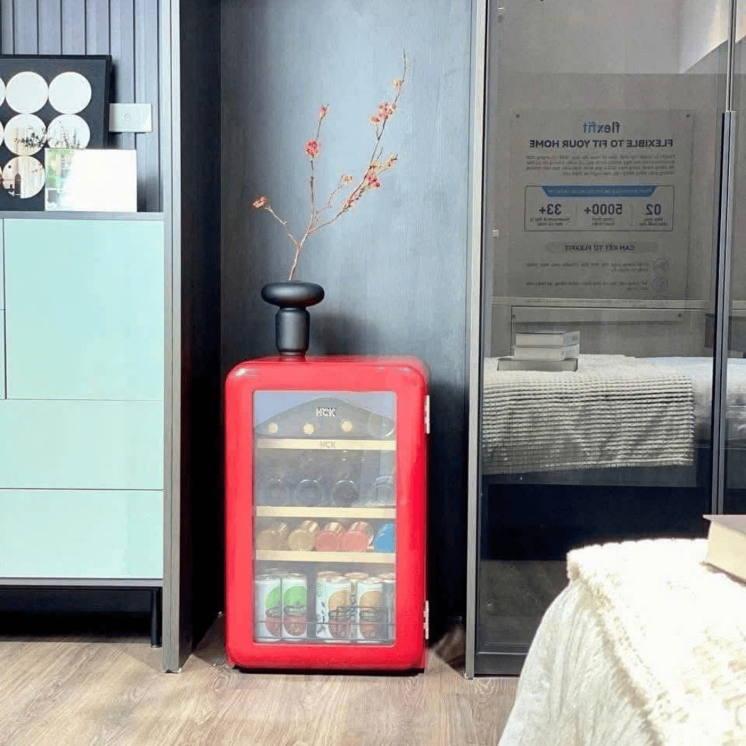 Tủ rượu HCK màu đỏ 22 chai có mặt kính (dung tích 70L)
