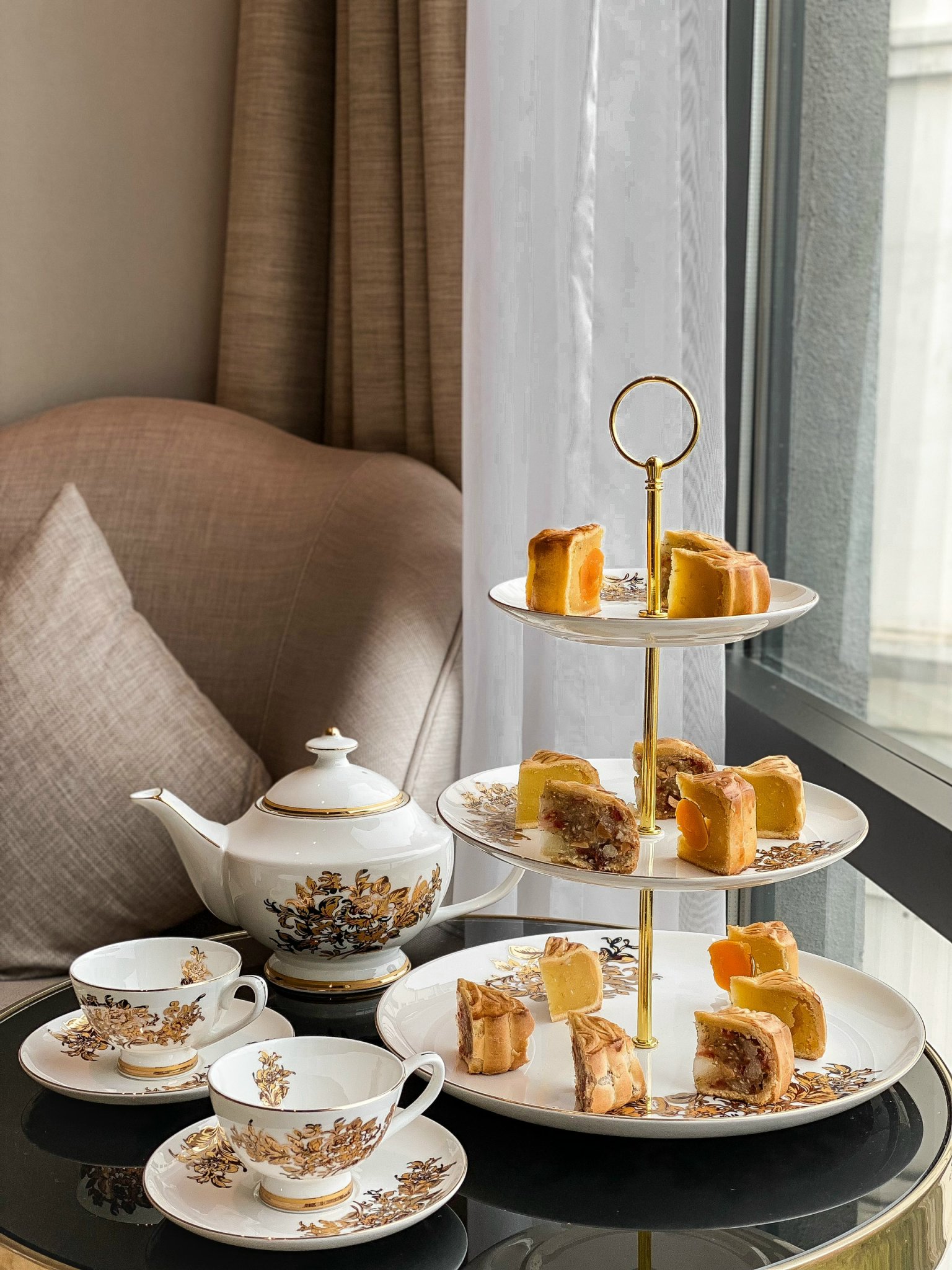 Bộ trà hoa cúc vàng 13sp