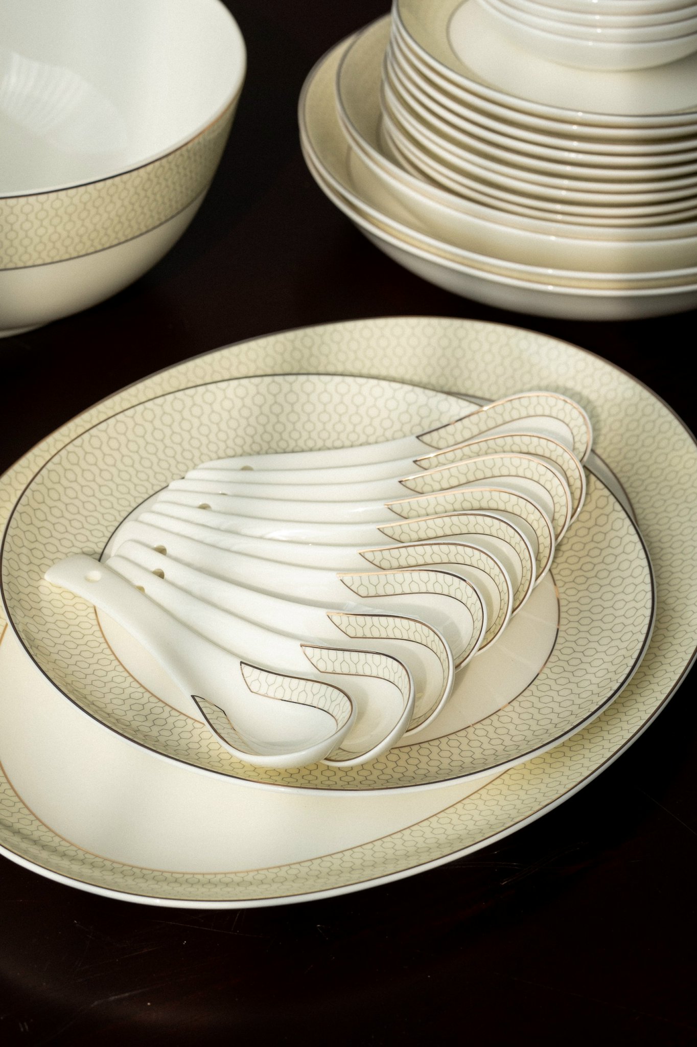 Bộ đồ ăn Aris 50sp