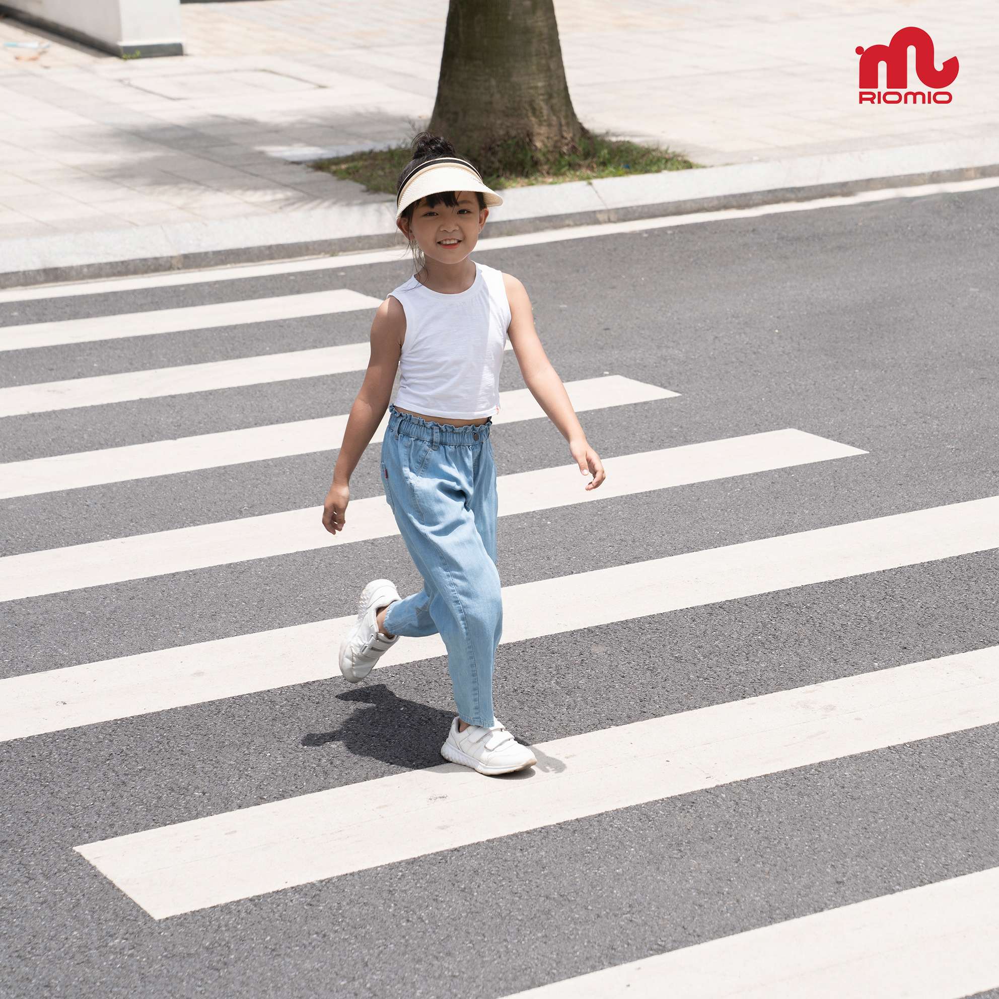 quan-jeans-dai-be-gai-di-hoc-hera-tui-ky-thuat-riomio-ro235