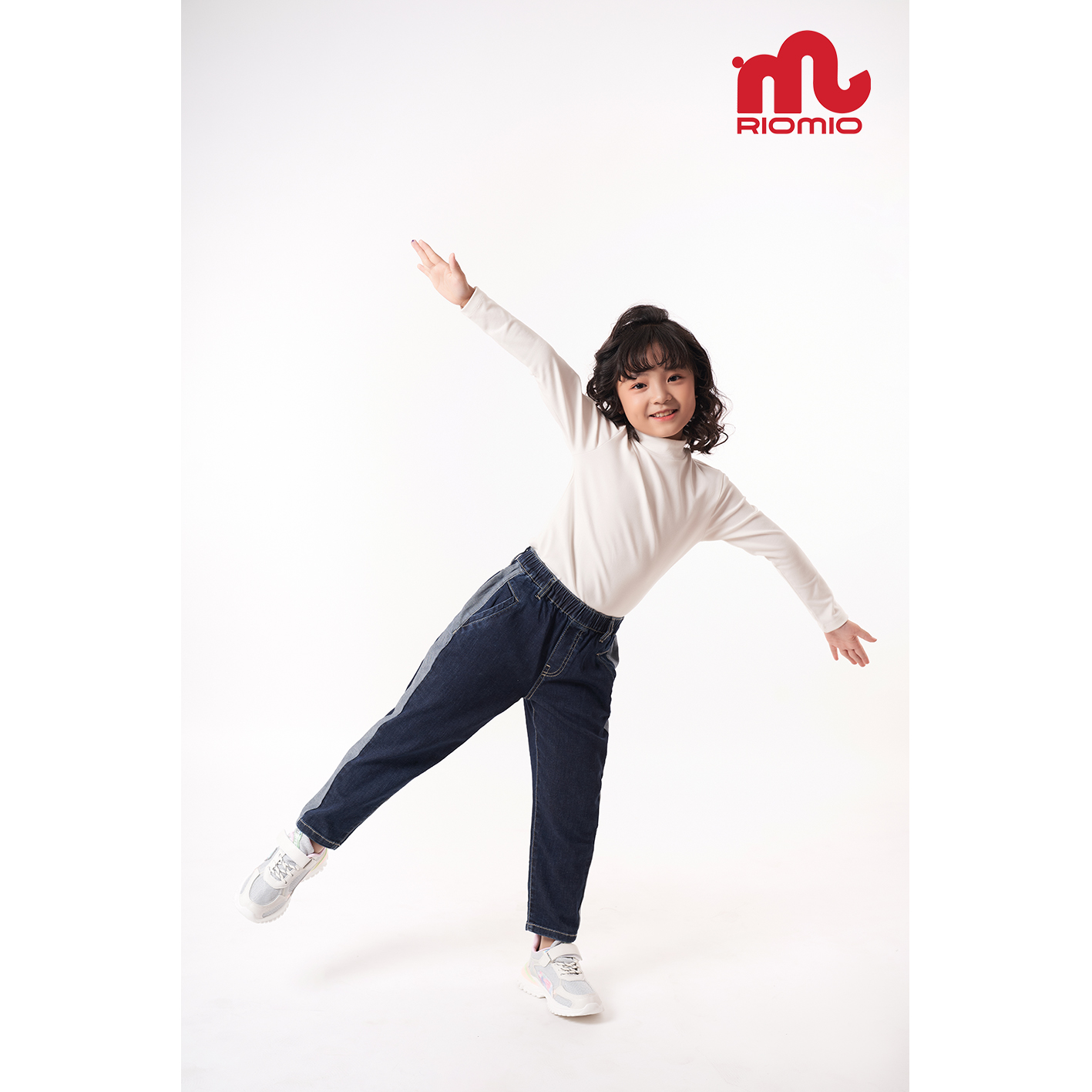 quan-jeans-be-gai-di-hoc-ella-phoi-doc-ong-riomio-ro007