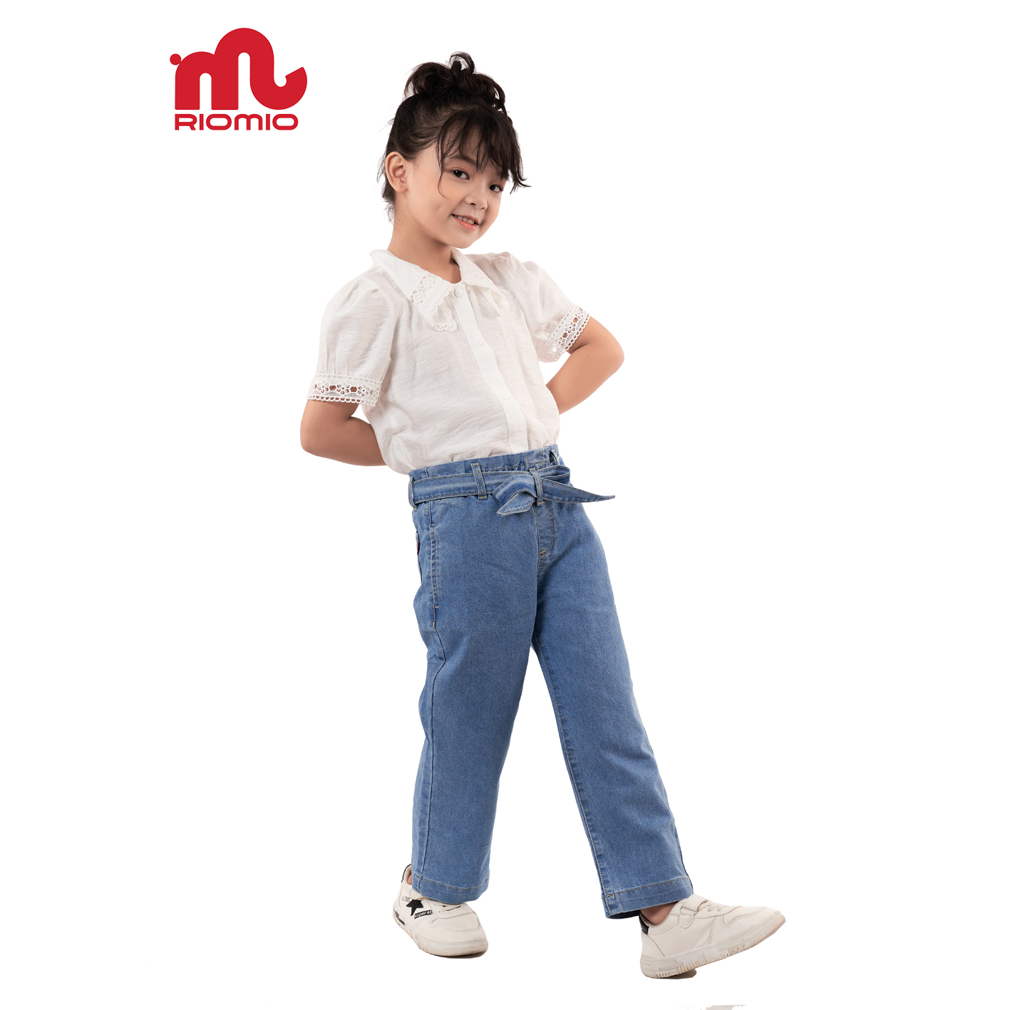 quan-jean-be-gai-di-hoc-ong-suong-rong-luna-no-cheo-riomio-ro031