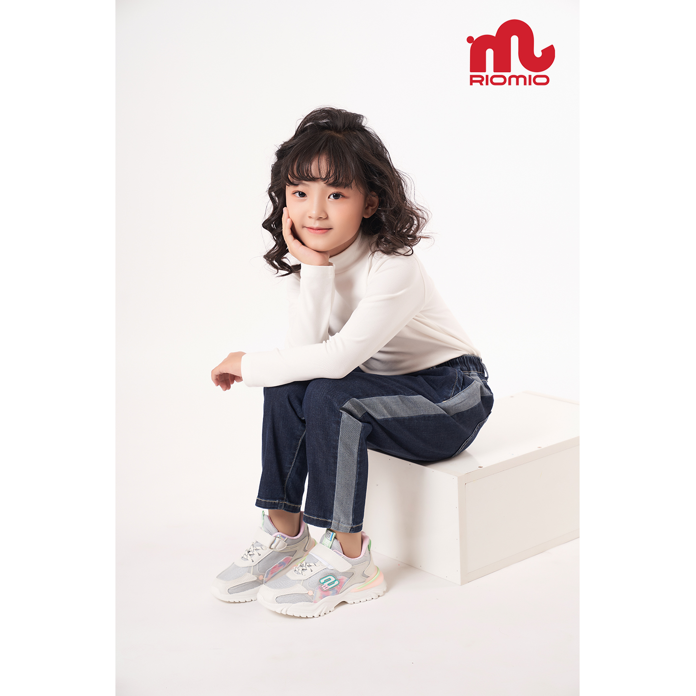 quan-jeans-be-gai-di-hoc-ella-phoi-doc-ong-riomio-ro007