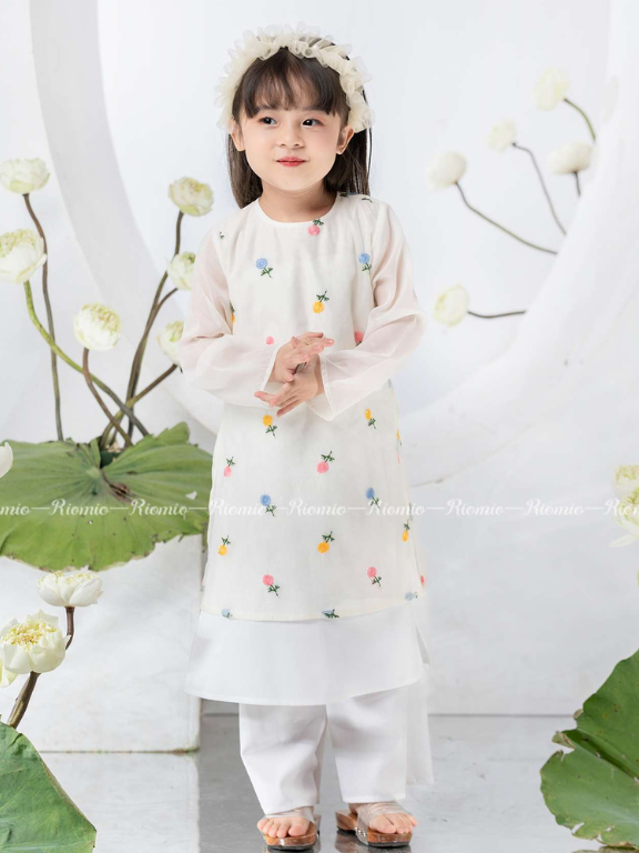 rv768-ao-dai-to-theu-be-gai-trang-nhien-3-4-10-11-r8-riomio