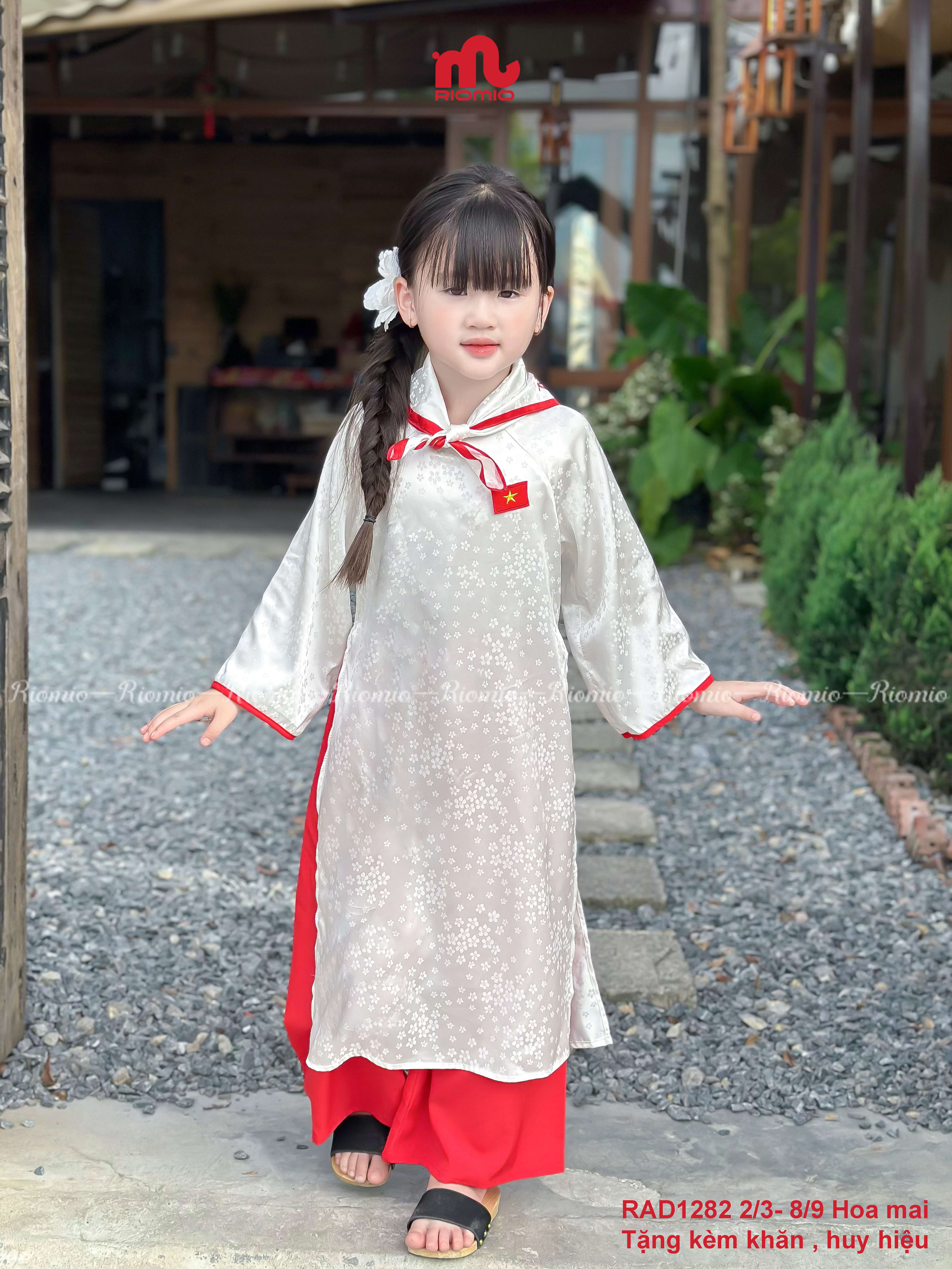 rad1282-ao-dai-be-gai-dinh-huy-hieu-kem-khan-2-3-8-9-r7-riomio