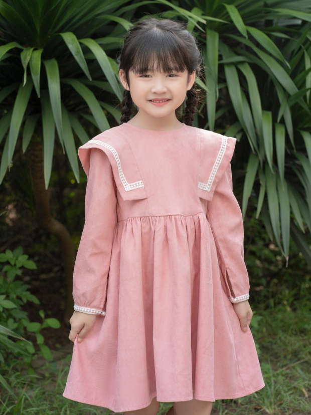 vay-nhung-phoi-ren-trang-tri-ban-co-serena-riomio-rv333