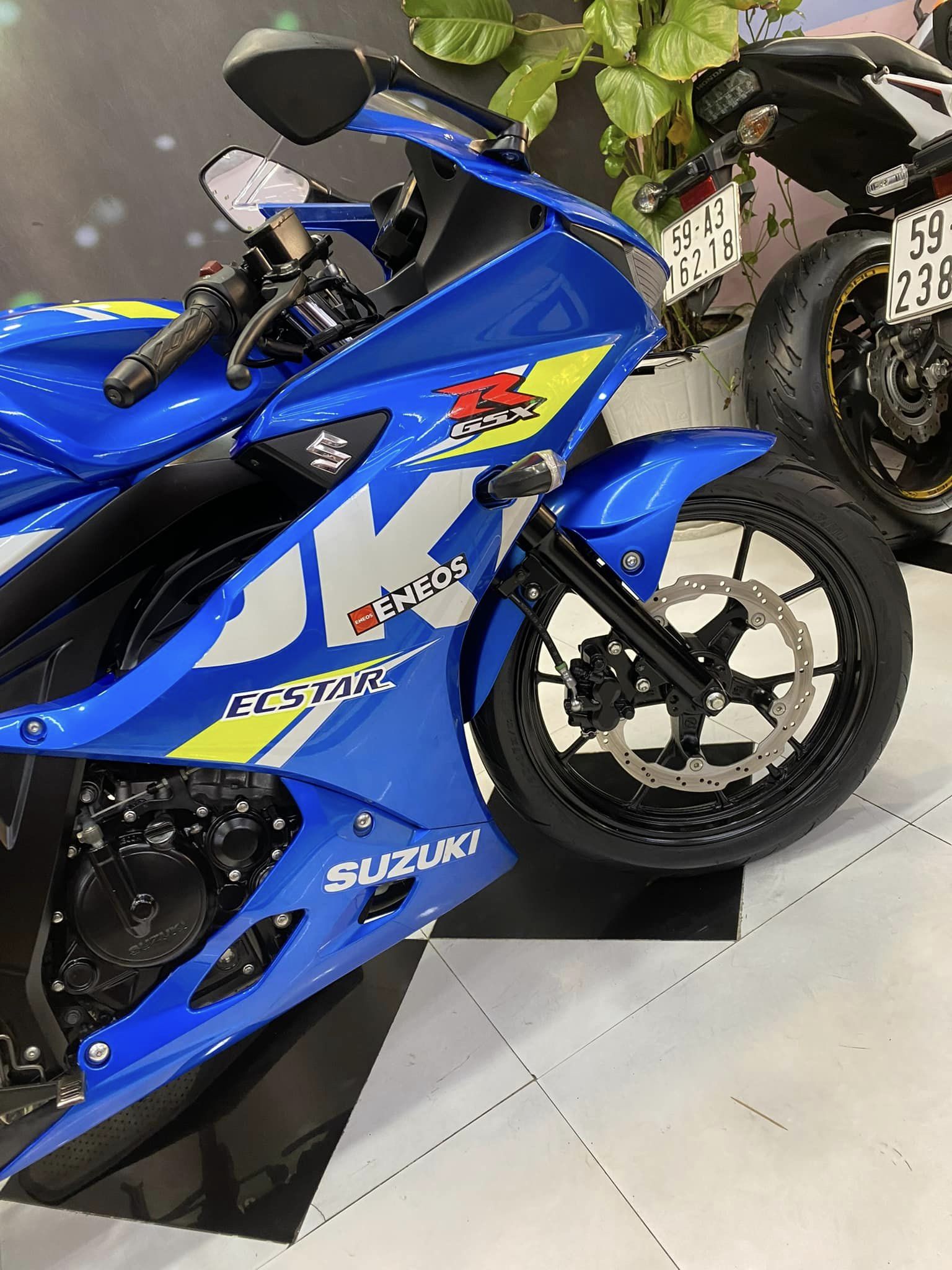 Bán xe Suzuki Gsx R150 xe cũ siêu lướt hà nội