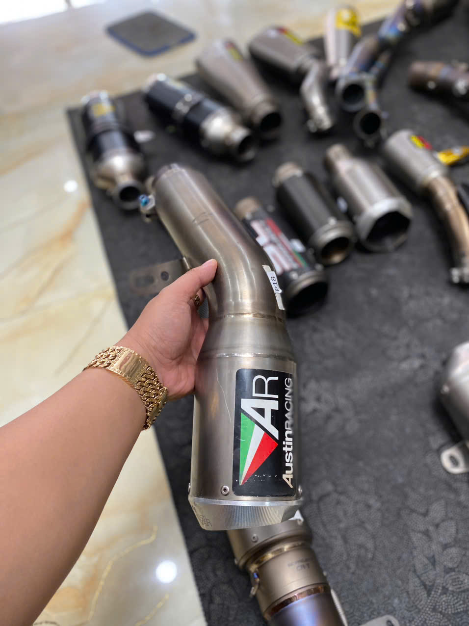 Austin Racing Gp1 R Titanium P18 AUSTIN RACING GP1R TITANIUM THI MOTO THỦ ĐỨC