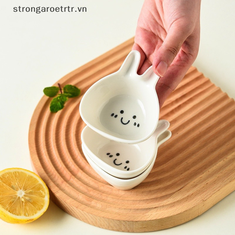 Gáo sứ trắng ăn dặm chịu nhiệt tốt