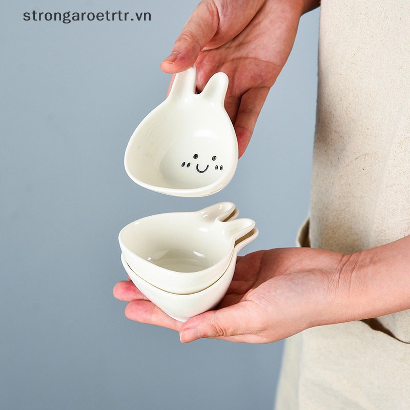 Gáo sứ trắng ăn dặm chịu nhiệt tốt