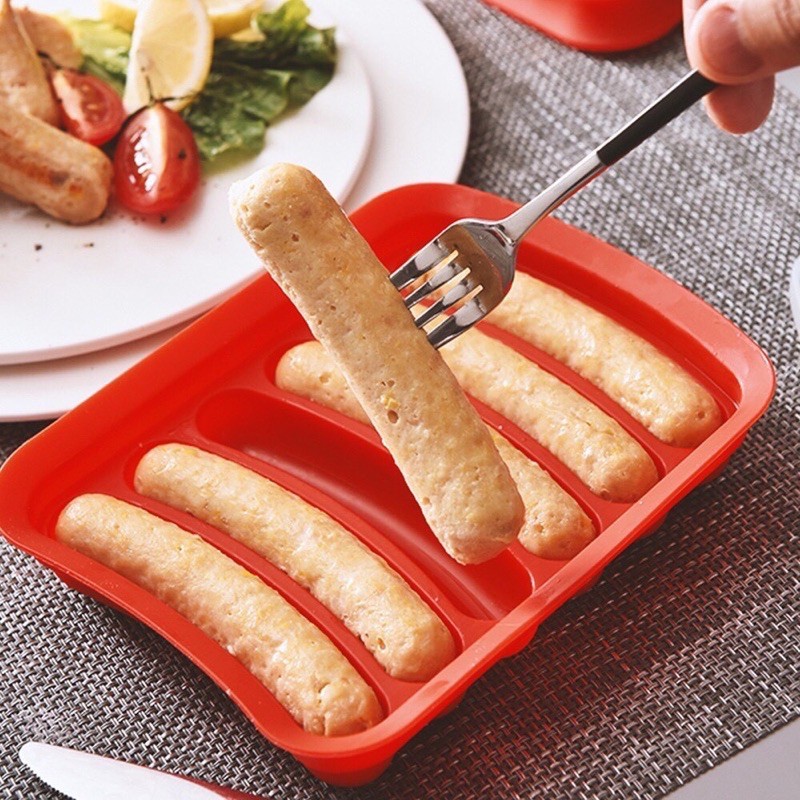 Khuôn làm xúc xích bằng silicone cho bé