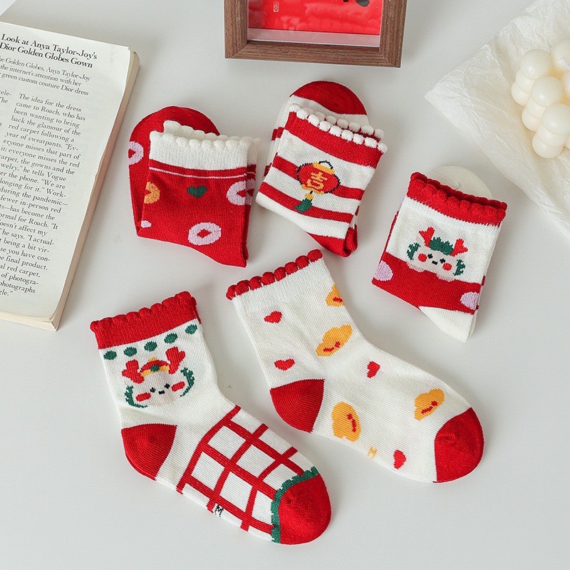 Set 5 đôi tất noel dễ thương cho bé