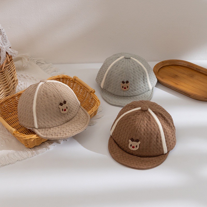 Mũ lưỡi trai kẻ viền cho bé