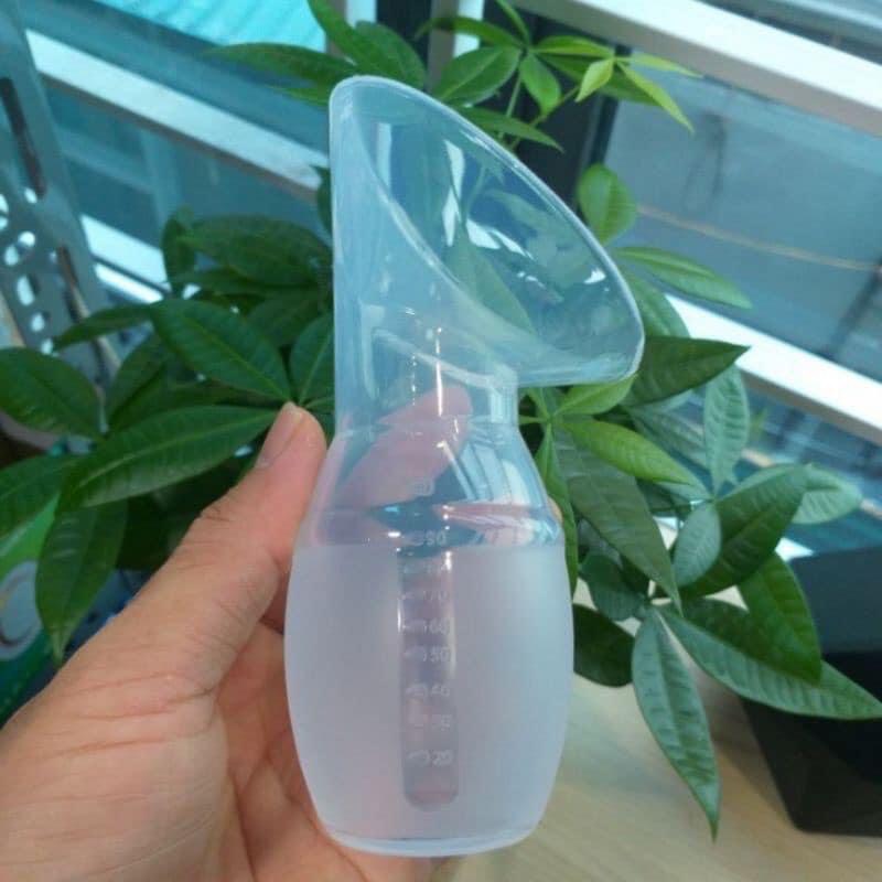 Cốc hứng sữa silicone CMBear