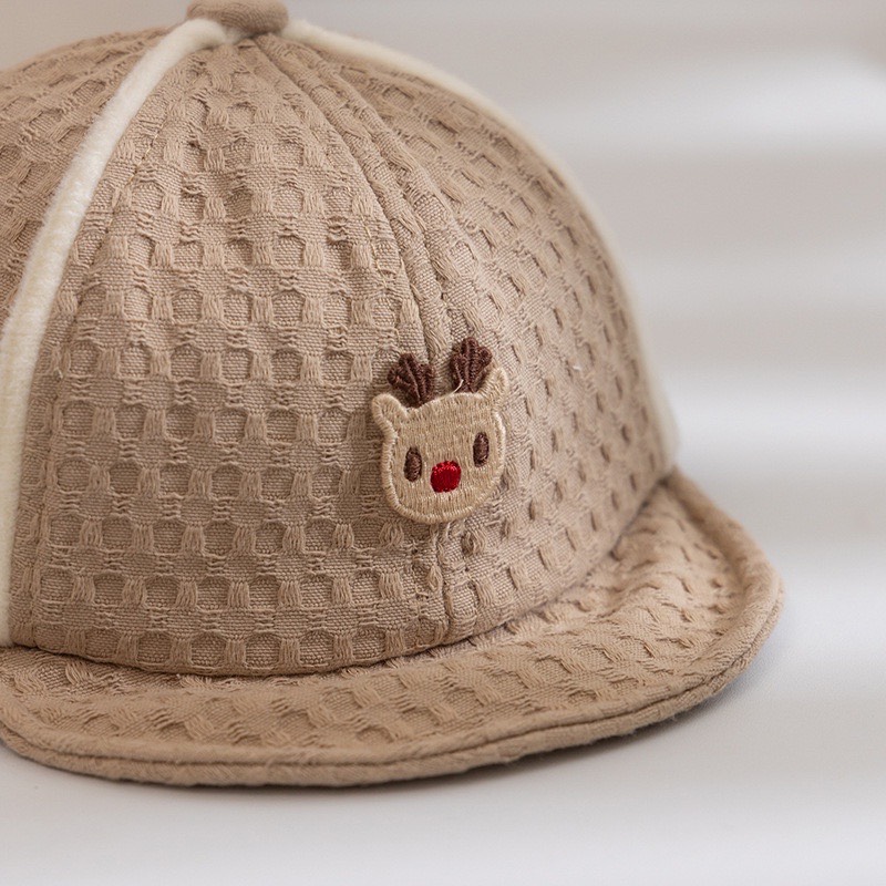 Mũ lưỡi trai kẻ viền cho bé