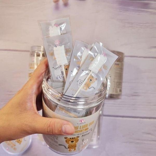 Rơ lưỡi tiệt trùng Kichilachi cao cấp ( Hộp 30 cái)