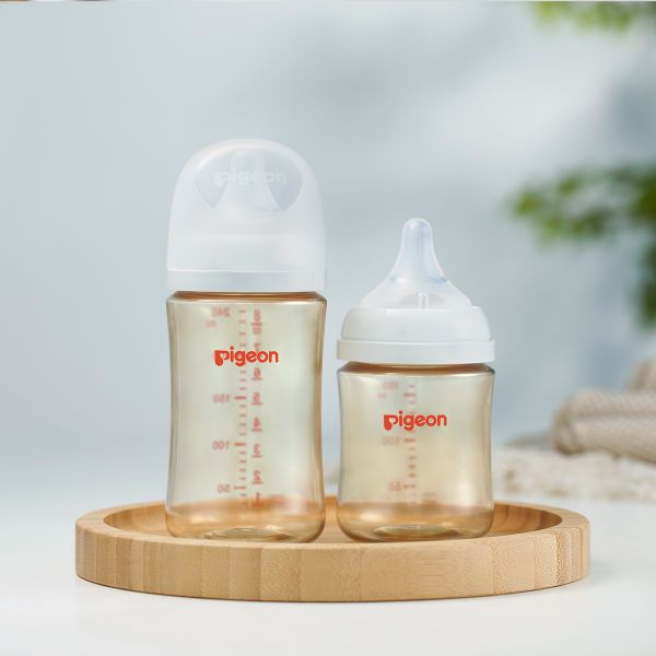 Bình sữa cổ rộng Pigeon PPSU Plus thế hệ III 160ml 0M+