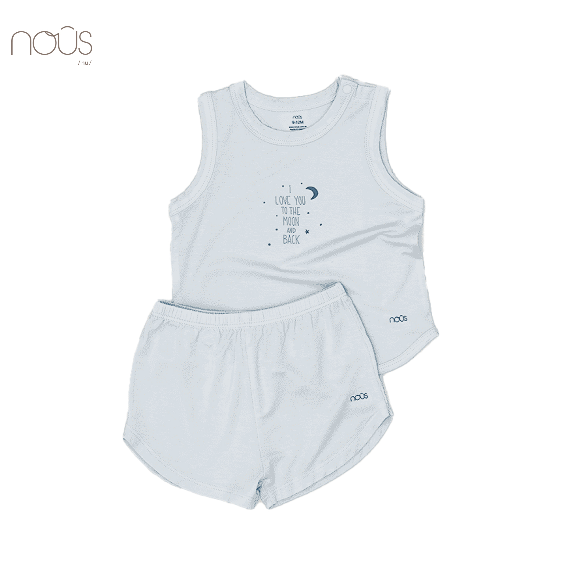 Bộ ba lỗ xanh in chữ và trăng sao