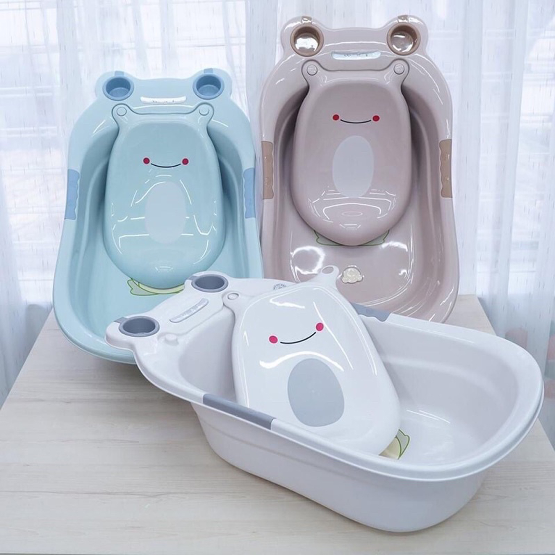 Chậu tắm cao cấp Hokori Việt Nhật hình ếch có kệ đỡ bé (82x50x32cm)