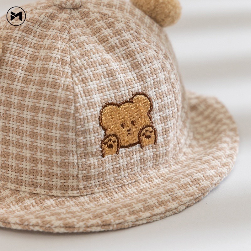 Mũ bo kẻ caro cho bé
