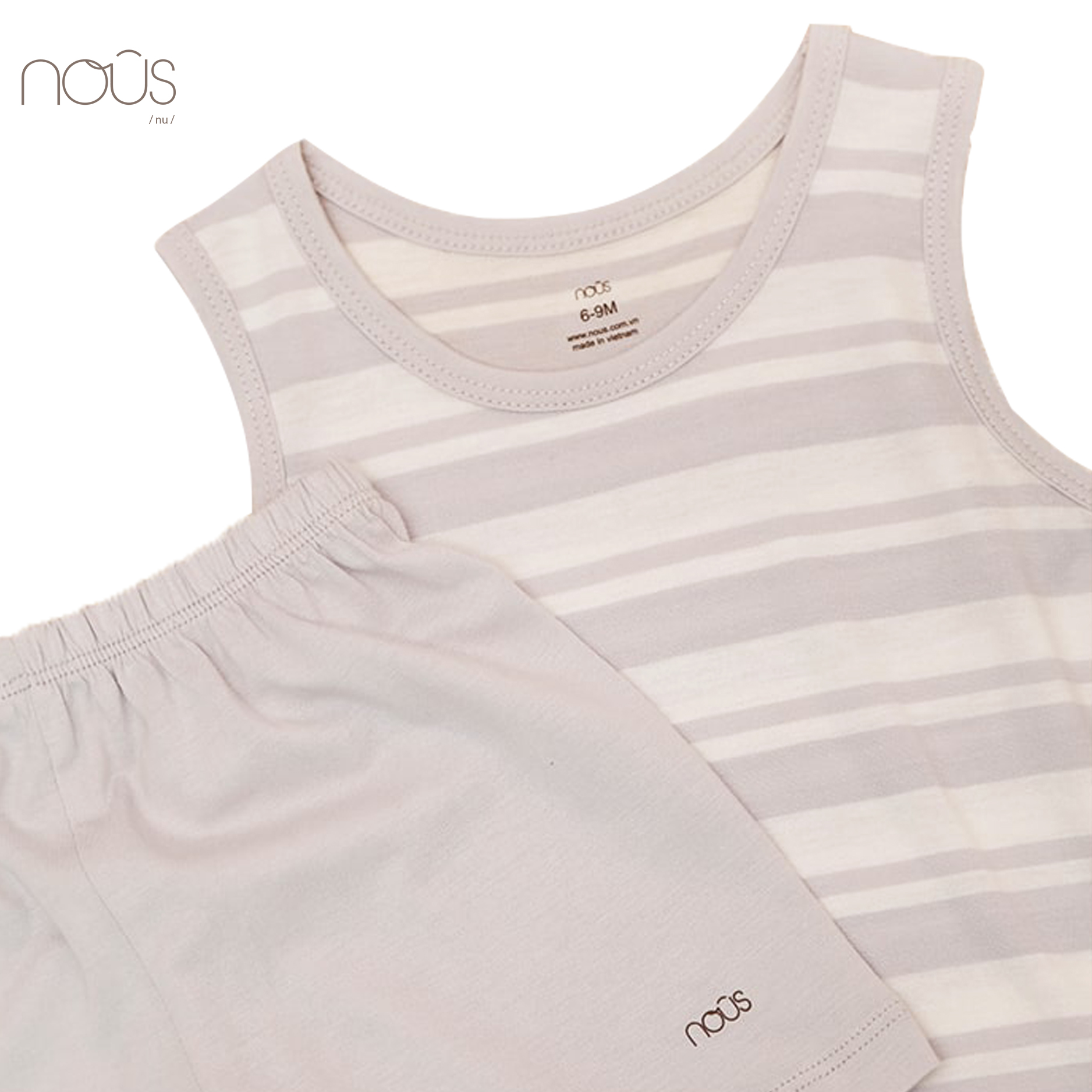 Bộ ba lỗ kẻ trắng ghi