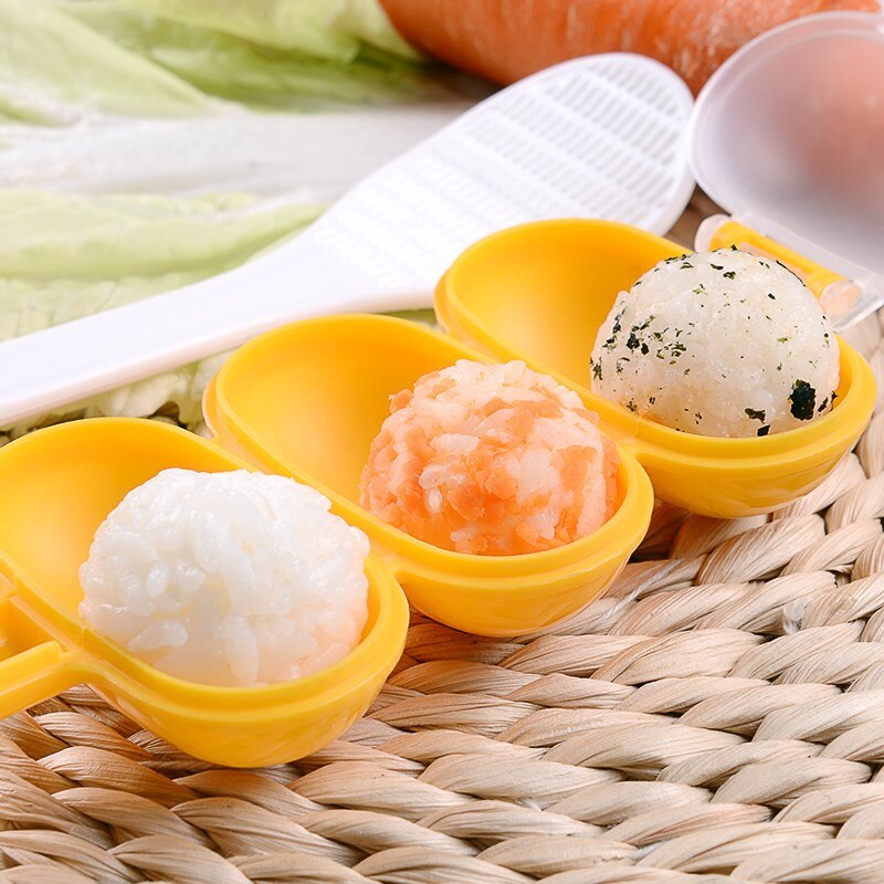 Khuôn lắc cơm viên tròn cho bé