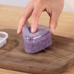 Set 7 khuôn làm cơm nắm cho bé ăn dặm