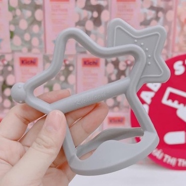 Ngậm nứu silicone hình sao Kichilachi cho bé