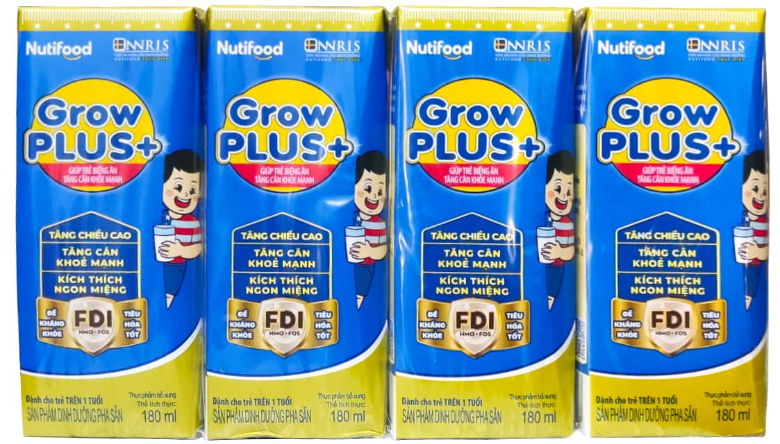 Lốc 4 hộp sữa pha sẵn Nutifood GrowPLUS+ xanh cho trẻ biếng ăn, giúp tăng cân (từ 1 tuổi)