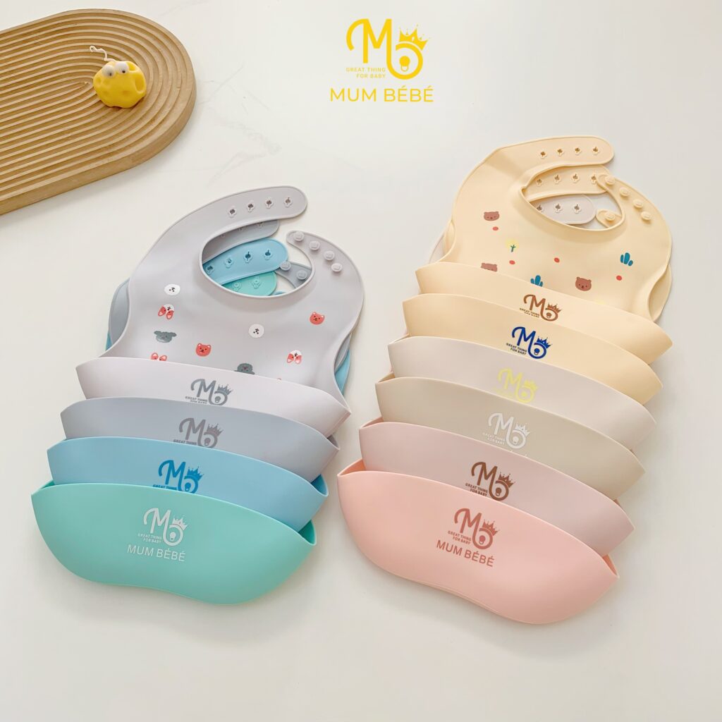 Yếm ăn dặm silicone có máng hứng Mum Bébé