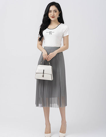Áo cotton dáng ôm free size viền cổ phối màu in họa tiết chữ