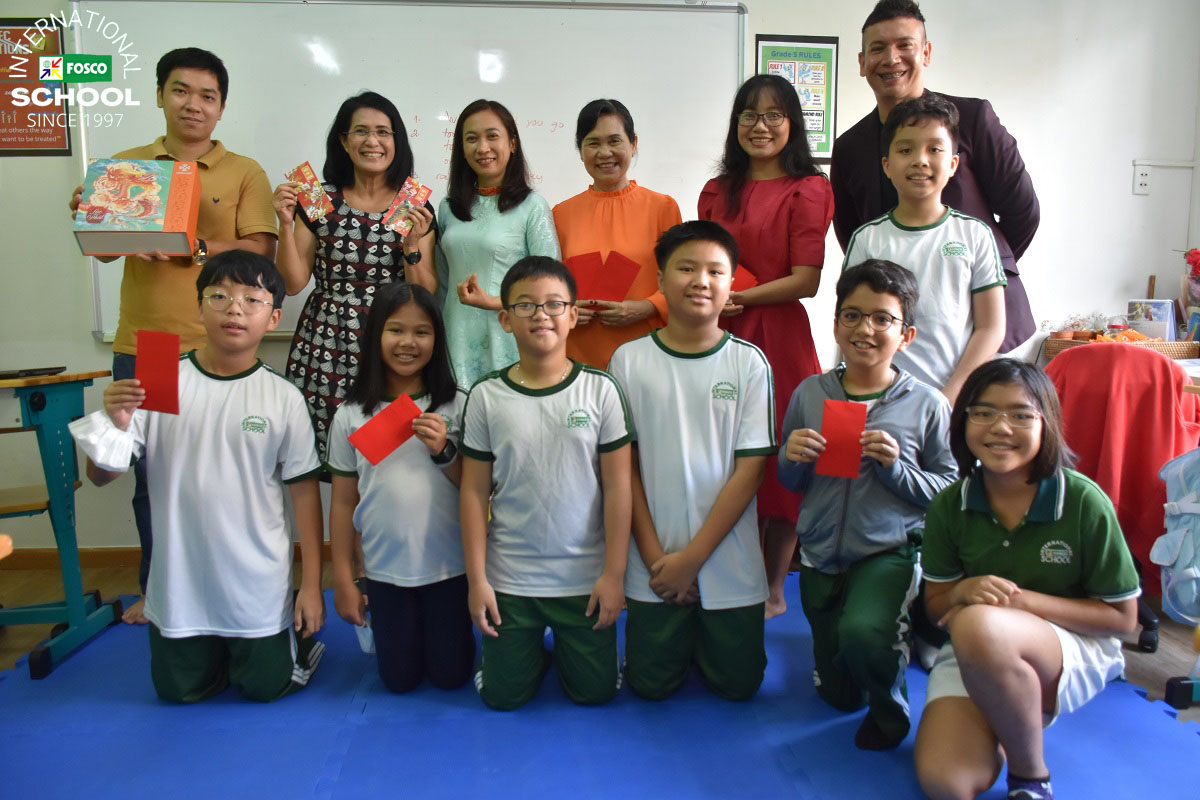 Chào mừng các em học sinh trở lại trường!