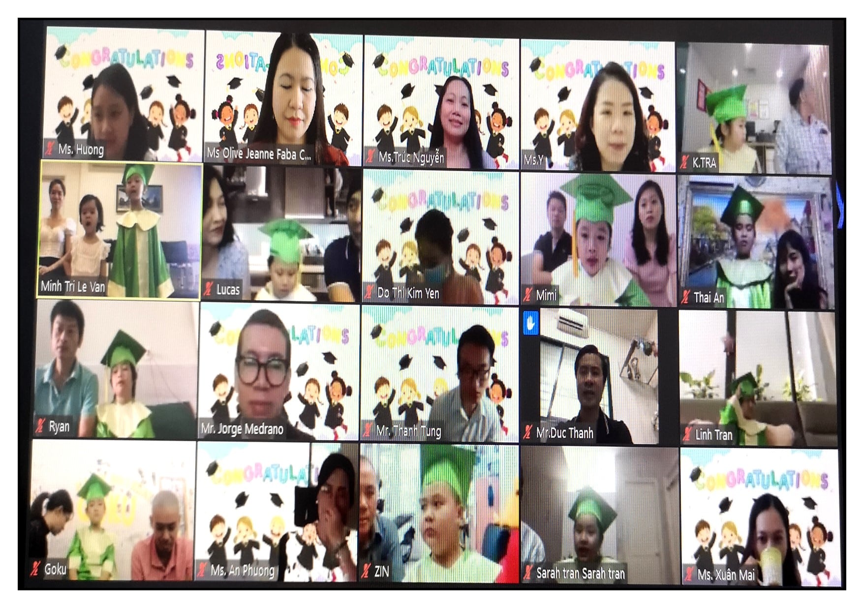 LỄ TỐT NGHIỆP TRỰC TUYẾN CỦA LỚP LÁ VÀ LỚP 5 NĂM HỌC 2020-2021