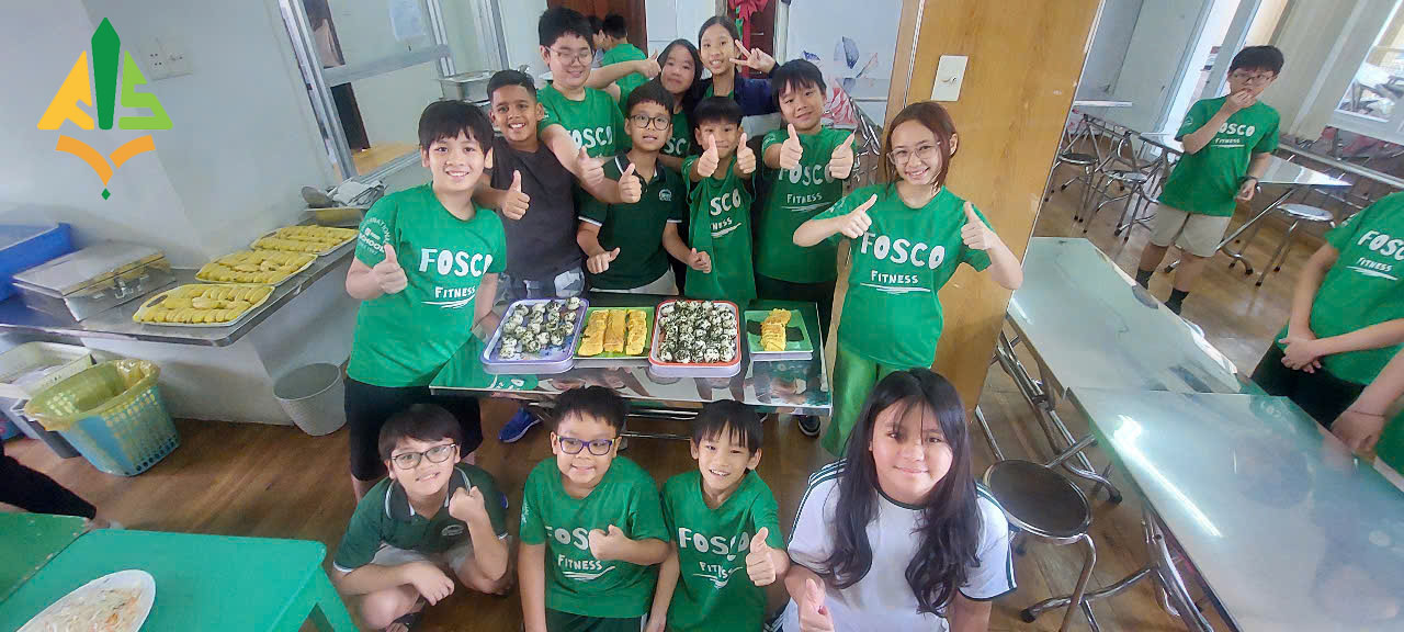 Hoàn thành trong 1-không-phải-2 phút!! Học sinh lớp 5 đã có hoạt động nấu ăn rất thành công nhân dịp kỷ niệm Ngày Quốc tế Phụ nữ 2025