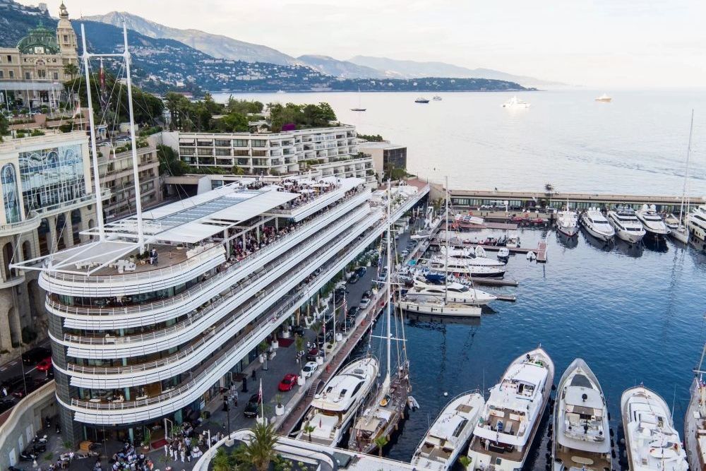 Ghé thăm Vương quốc giàu bậc nhất thế giới