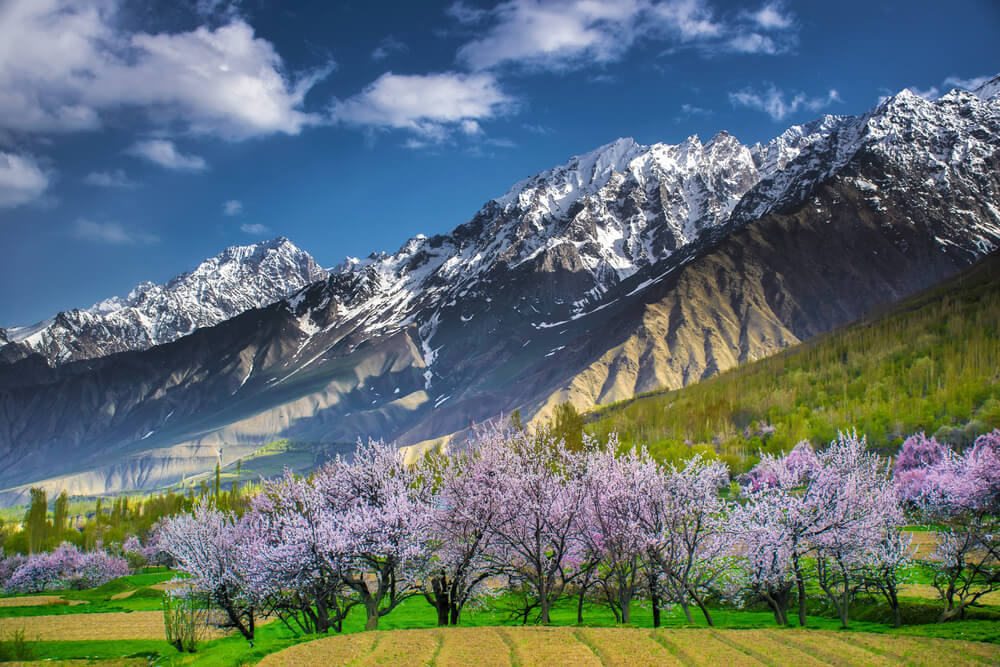 Lạc lối ở thung lũng Hunza: Pakistan bình yên đến ngỡ ngàng
