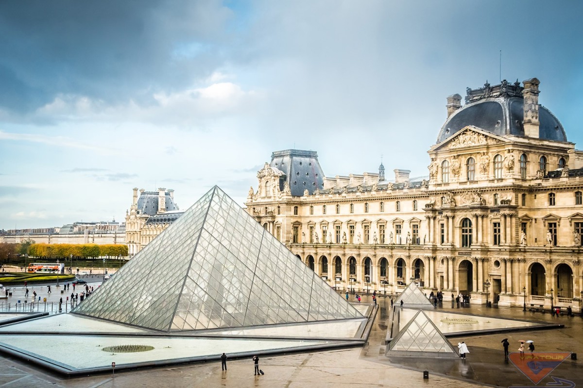 Lý do bạn nên du lịch Paris một lần trong đời