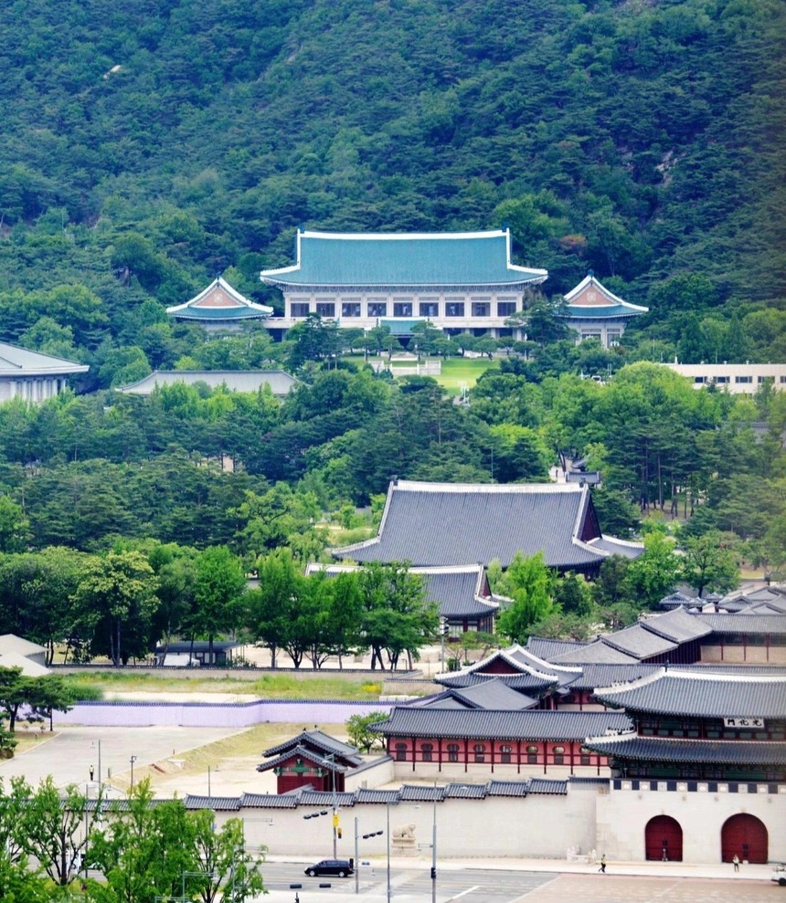 Bo tui loat diem den hap dan o Seoul, Gangwon 2