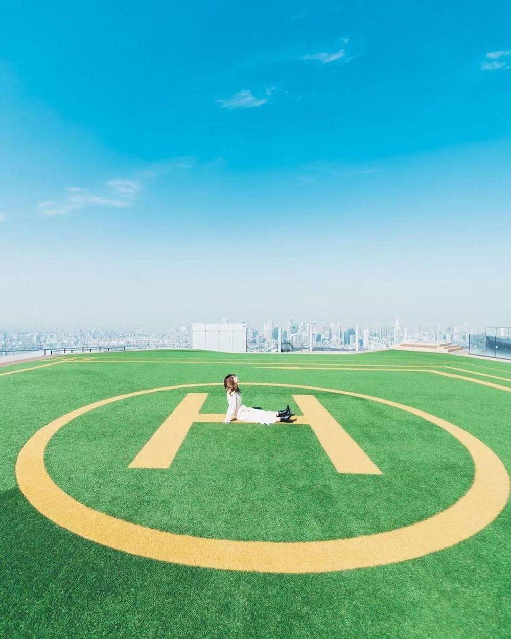 Check in siêu thực, chạm tay lên trời tại Tokyo 8