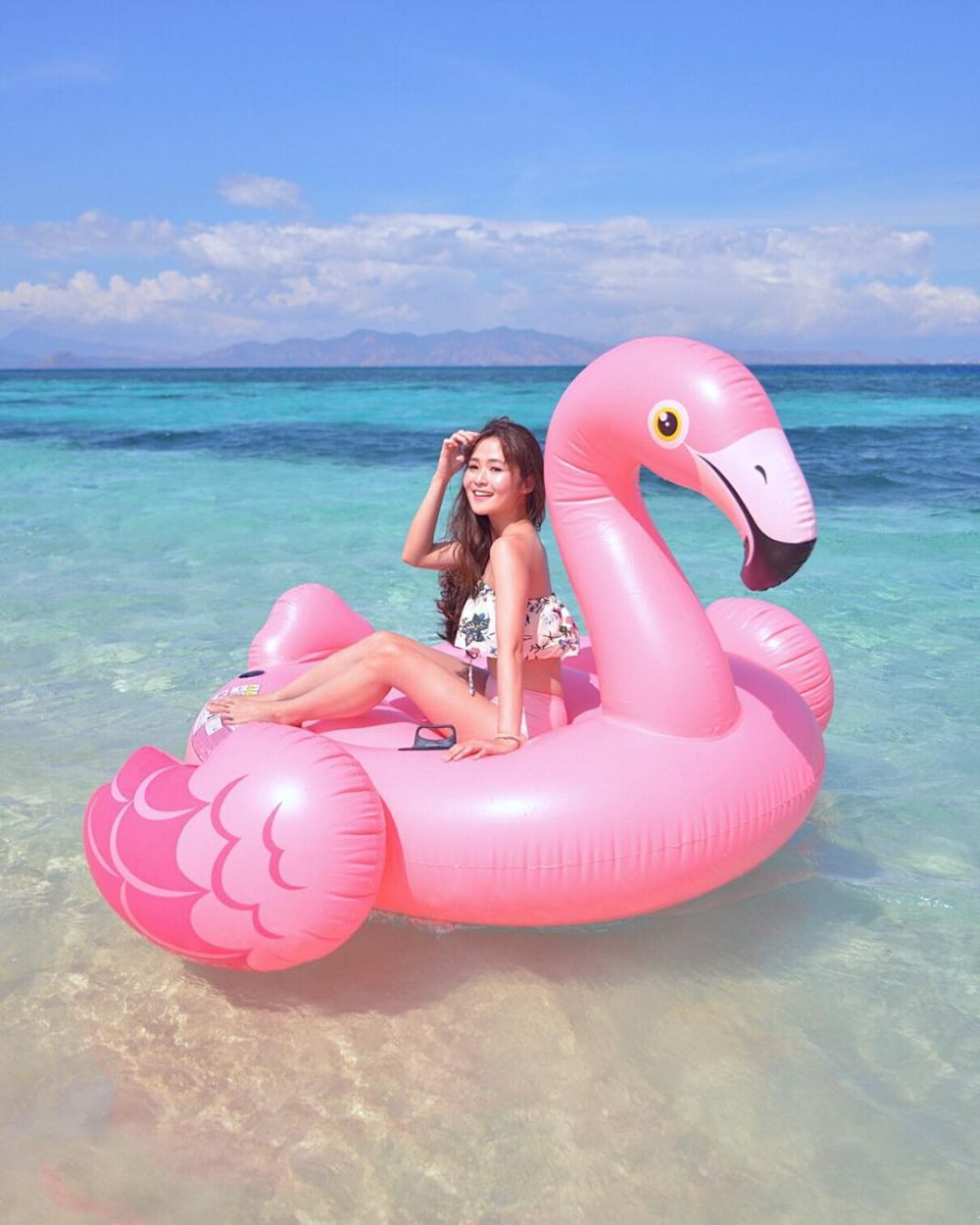 Chiêm ngưỡng bãi biển hồng đẹp như cổ tích ở Indonesia 5