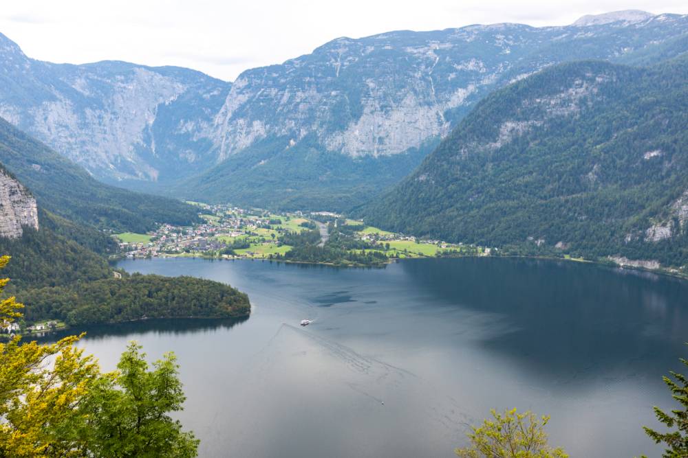 Hallstatt - một trong 50 thị trấn đẹp nhất thế giới 2023 1