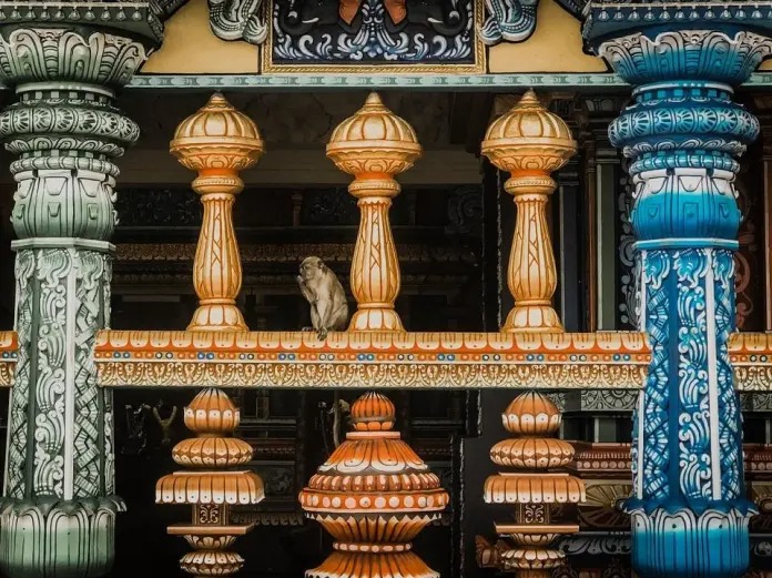 Huyền bí động Batu, chốn linh thiêng bậc nhất ở Malaysia 8