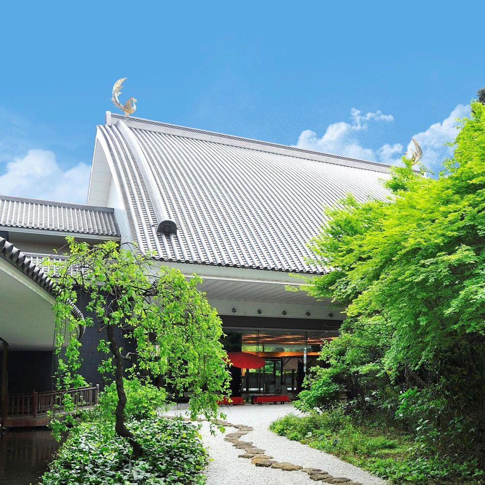 Khách sạn được coi là 'kho báu nghệ thuật' của Nhật Bản 9