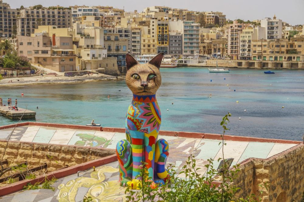 Khám phá 10 tượng mèo nổi tiếng trên thế giới 3